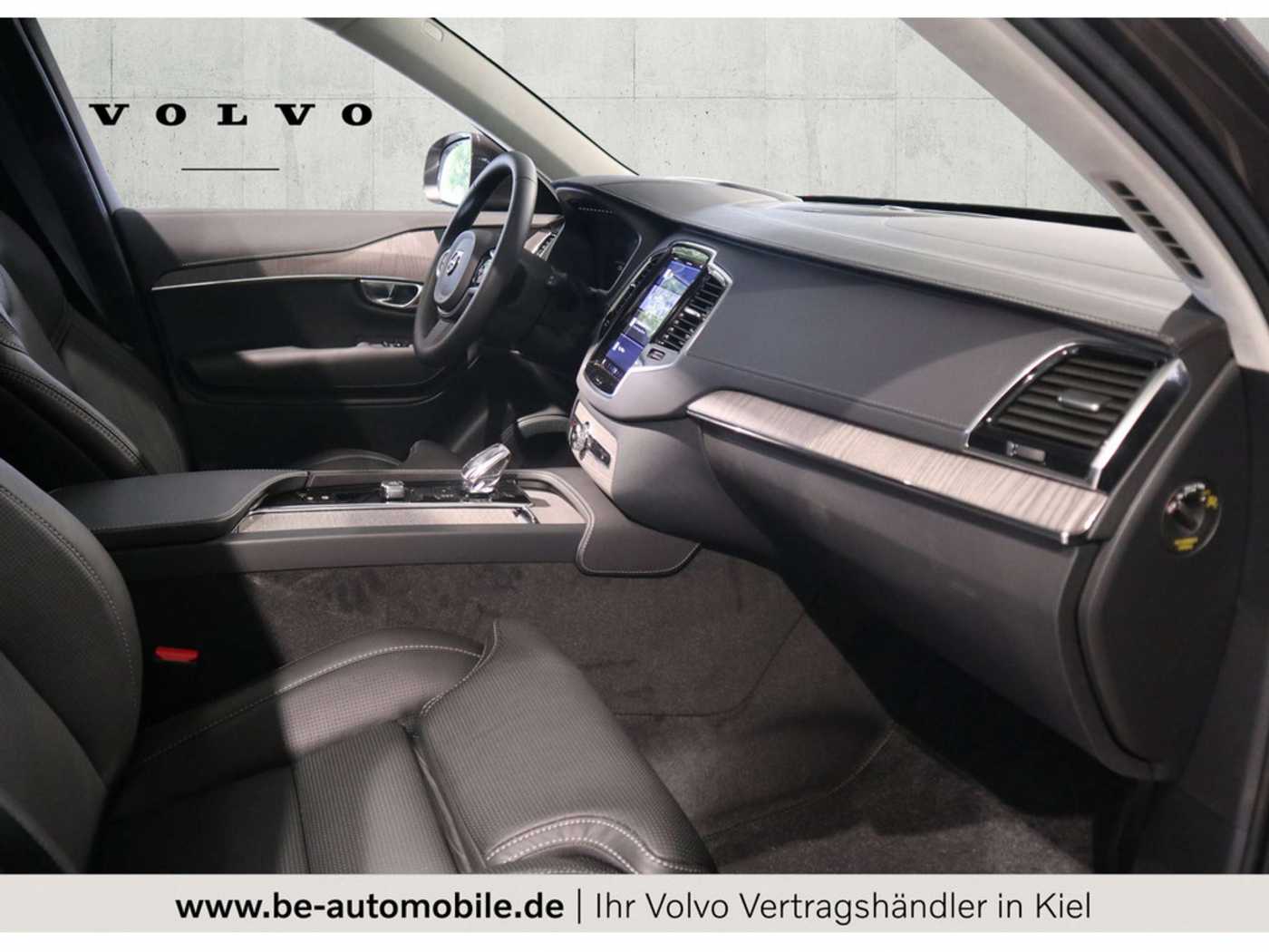 Volvo  B5 AWD Ultimate Bright 7-Sitzer HUD