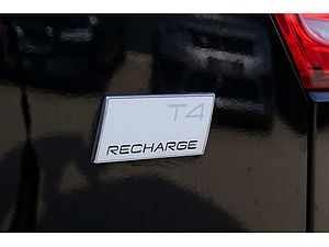 Volvo  T4 R Design Recharge Plug-In Hybrid 2WD
